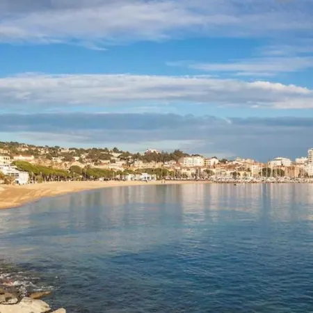 4 Couchages Face A La Gofe De Saint Tropez Apartamento